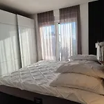 빌라 Meerblick Duplex Pool 보디체