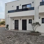 빌라 Meerblick Duplex Pool