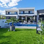 Meerblick Duplex Pool 빌라 *