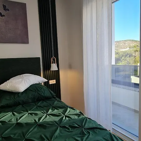 Meerblick Duplex Pool Villa Vodice