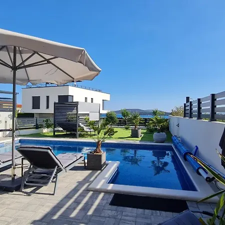 Villa Meerblick Duplex Pool Vodice