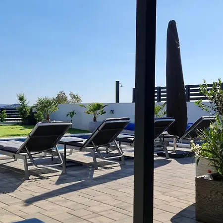 Villa Meerblick Duplex Pool Vodice