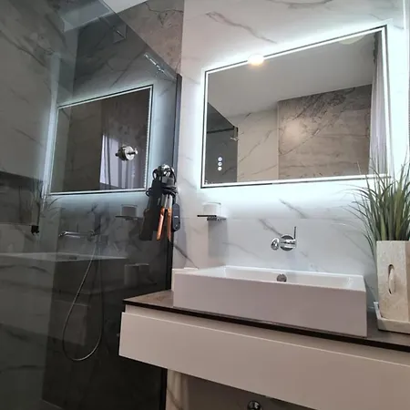 Villa Meerblick Duplex Pool Vodice